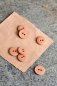 Preview: Knopf Cotton - Curb - 18mm - rose - Mind the Maker