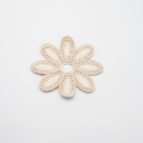 Applikation - Anni Flower - Aufnäher - natur