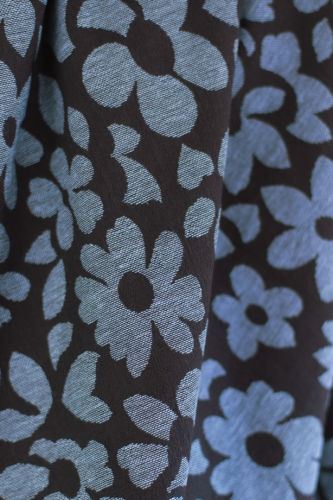 Preview: Baumwoll Jacquard - gewebt - Aster Bloom - umber/iced blue - meetMilk