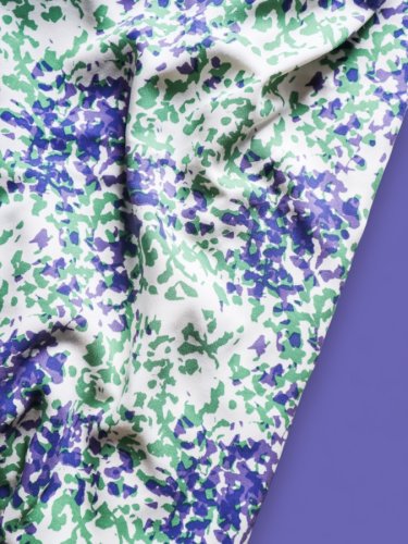 Viskose Twill mit LENZING™ ECOVERO™ Fasern - Iris - ivory - Mind the Maker