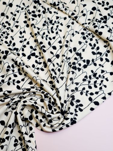 Viskose Twill mit LENZING™ ECOVERO™ Fasern - Goya - ivory - Mind the Maker