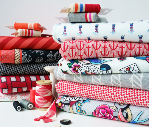 Preview: RESTSTÜCK 1,30m !!! - Bio Sweat - Little - Col. 01 - Ahoy - Hamburger Liebe - Albstoffe