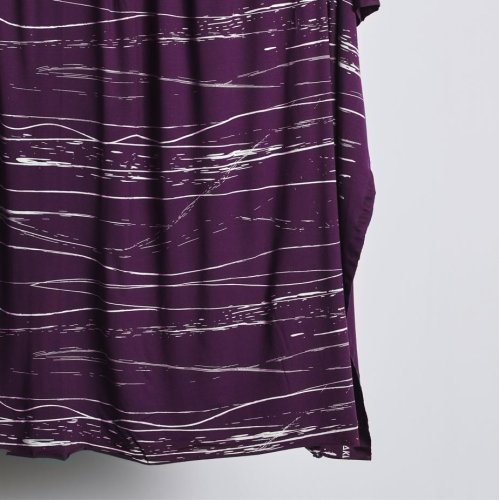 Viskosejersey mit LENZING™ ECOVERO™ Fasern - Stray Lines - plum - Saja - mind the Maker