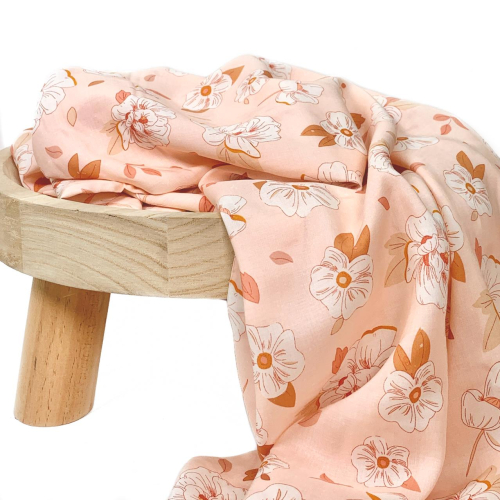 RESTSTÜCK 1,10m !!! - Viskose - Magnolia Dreams Sweet - Gayle Loraine - Art Gallery Fabric