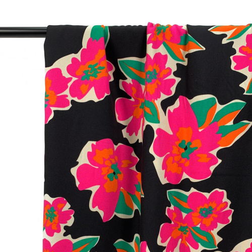 Preview: RESTSTÜCK 1,50m !!! - Viskose Twill - Flower Julieta - pink