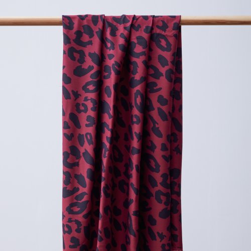 Viskose mit LENZING™ ECOVERO™ Fasern - Urban Leo - fuchsia - Mind the Maker