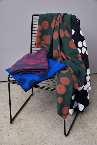 Preview: Bio Jacquard - About a Dot - black - Mind the Maker