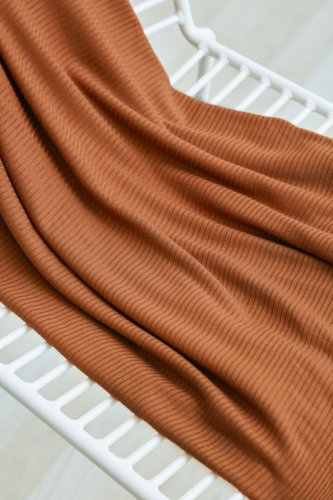 Derby Ribbed Jersey mit TENCEL™ - toffee - MeetMilk