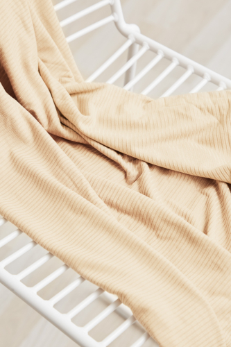 Derby Ribbed Jersey mit TENCEL™ - velvet wheat - MeetMilk
