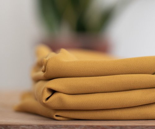 Smooth Drape Twill mit TENCEL™ - amber - MeetMilk