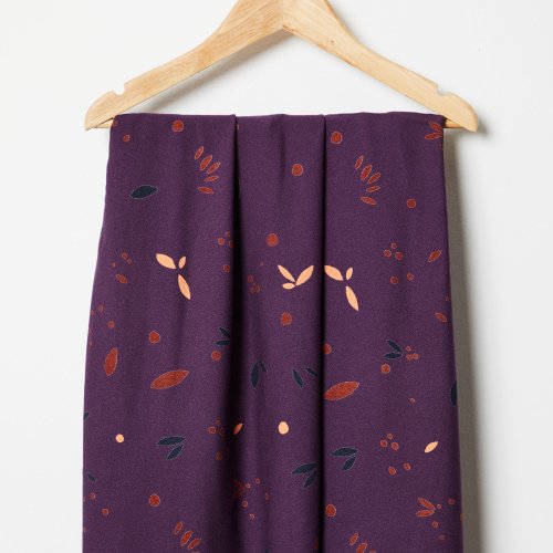 Crepe Viskose mit LENZING™ ECOVERO™ Fasern - Vera Petals - plum - Mind the Maker