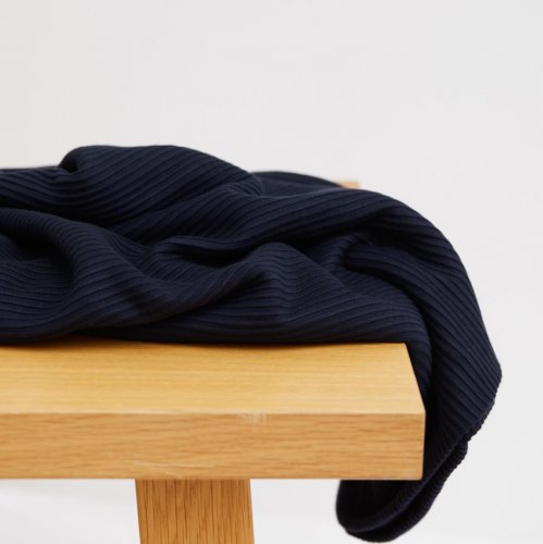 Self-Stripe Ottoman Knit mit LENZING™ ECOVERO™ Viskose - dark navy - meetMilk
