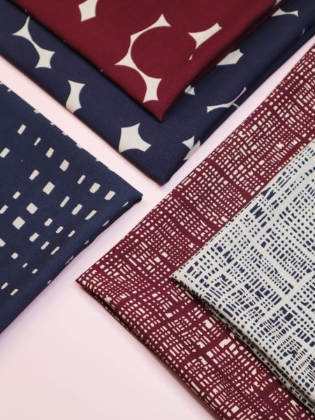 Viskose mit LENZING™ ECOVERO™ Fasern - Grid - dark navy - MeetMilk