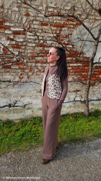 Jacquard Jersey - Emily Leo - frost/petunia
