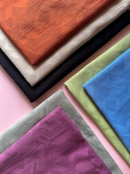 Viskose Baumwoll Jacquard mit ECOVERO™ Viskose Fasern - Vita - warm sand - meetMilk