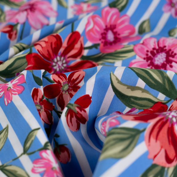 RESTSTÜCK 1,60m !!! - Baumwoll Stretch - Stripe and Flowers - hellblau/ecru/pink