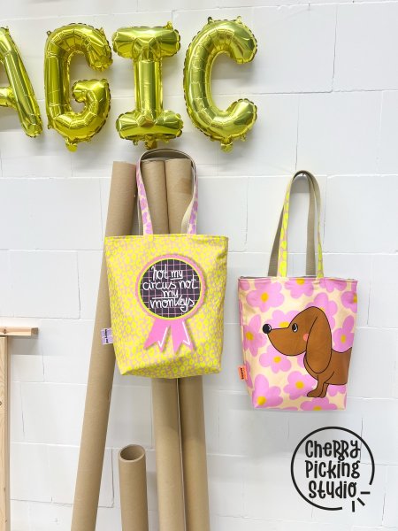 Canvas - Bag Panel - Dackel Blumen Leo - gelb/beere - by Cherry Picking - Swafing