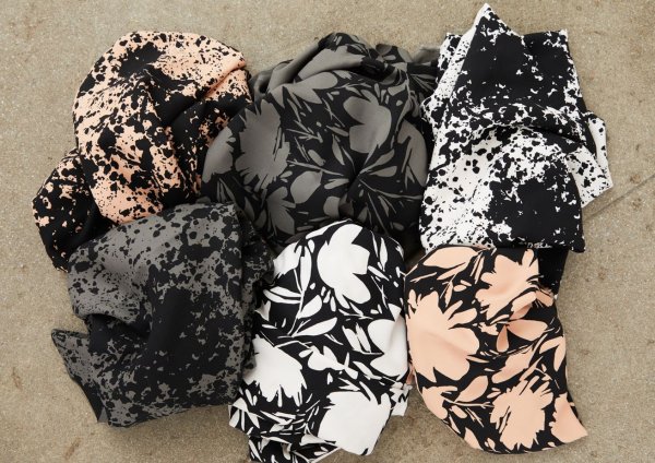 RESTSTÜCK 0,50m !!! - Crepe Viskose mit LENZING™ ECOVERO™ Fasern - Shadow Splash - creamy white - Mind the Maker