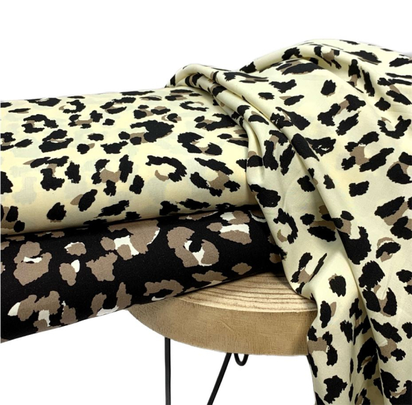 RESTSTÜCK 0,70m !!! - Viskose - Leoprint - black