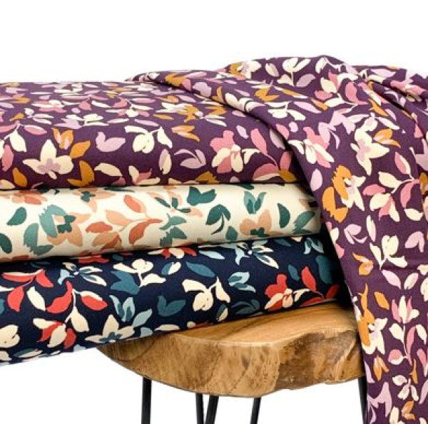 RESTSTÜCK 0,80m !!! - Viskosestretch - Flower Iris - navy