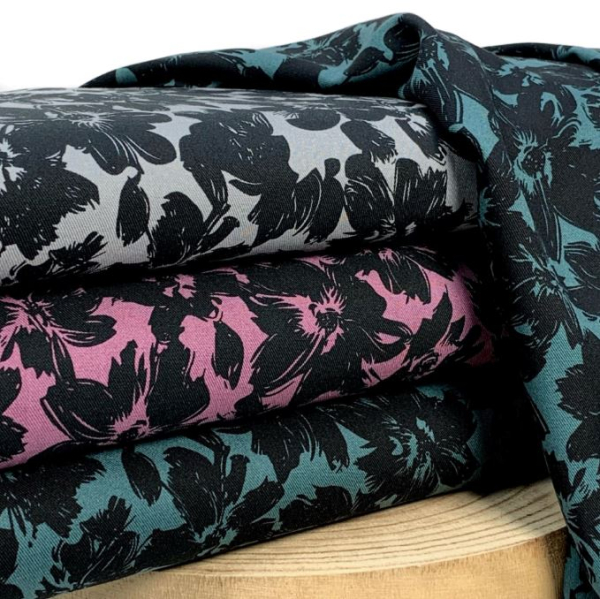 RESTSTÜCK 1,60m !!! - Viskose Twill - Black Flowers Morticia - petrol