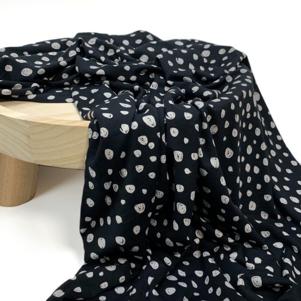 RESTSTÜCK 1,10m !!! - Viskosejersey - Dots - schwarz/weiß