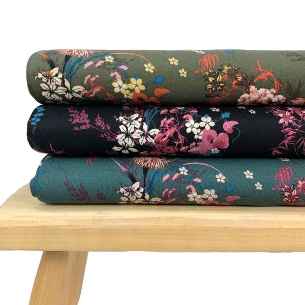 Viskosejersey - Japanese Flowers - black