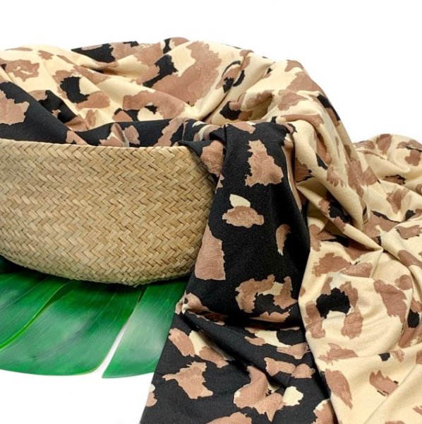 RESTSTÜCK 1,30m !!! - Viskosejersey - Painted Leo - beige