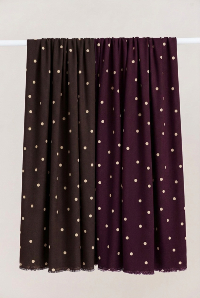Viskose Crepe mit LENZING™ ECOVERO™ Fasern - Jolly Dots - mulberry - Mind the Maker