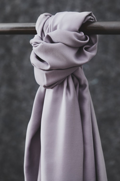 RESTSTÜCK 2,10m !!! - Smooth Drape Twill mit TENCEL™ - purple haze - MeetMilk