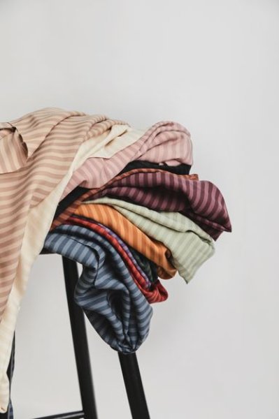 Two Tone Stripe Twill mit TENCEL™ - dusty blue - MeetMilk