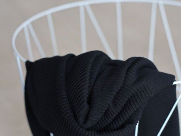 Self-Stripe Ottoman Knit mit LENZING™ ECOVERO™ Viskose - black - meetMilk