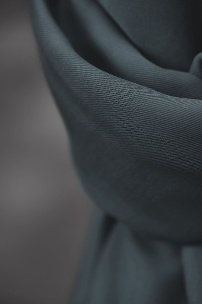 RESTSTÜCK 0,90m !!! - Smooth Drape Twill mit TENCEL™ - dusty blue - MeetMilk