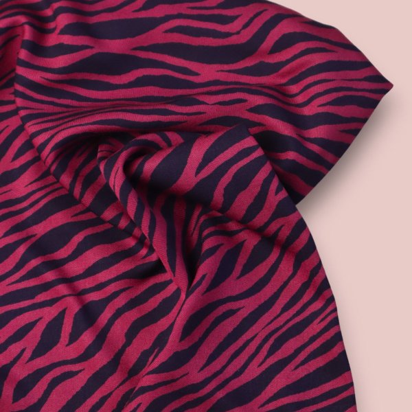 Viskose mit LENZING™ ECOVERO™ Fasern - Zebra - fuchsia/indigo night - Mind the Maker